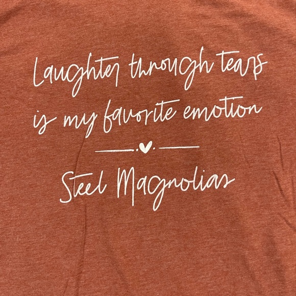 Steel Magnolias fitted tee size medium - Picture 2 of 3